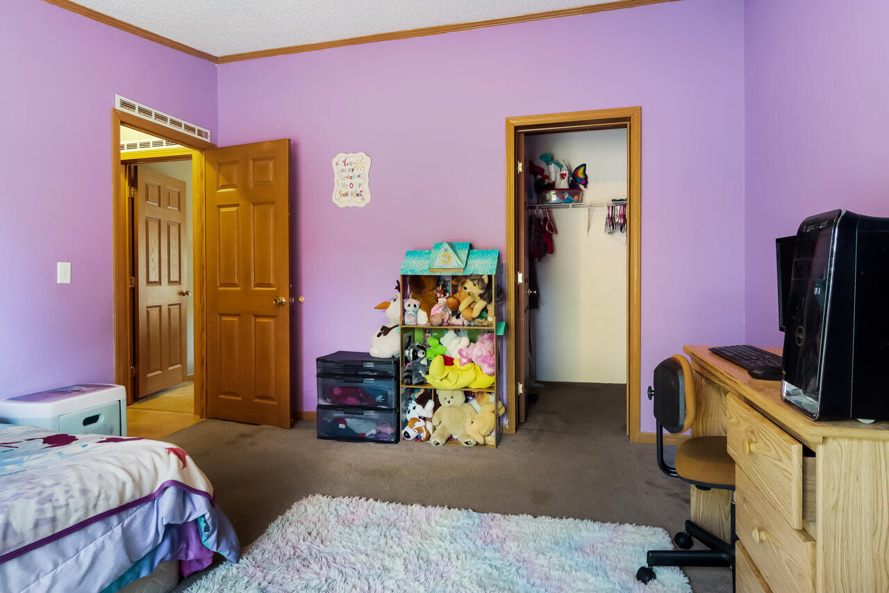 6172 Wallaker Road Benzonia, MI 49616 - Photo 26 of 54 24-Scene-24