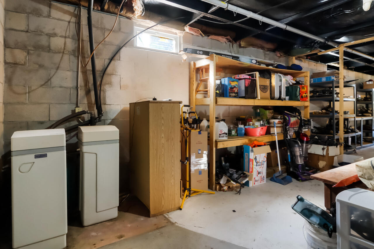 6172 Wallaker Road Benzonia, MI 49616 - Photo 42 of 54 40-Scene-40