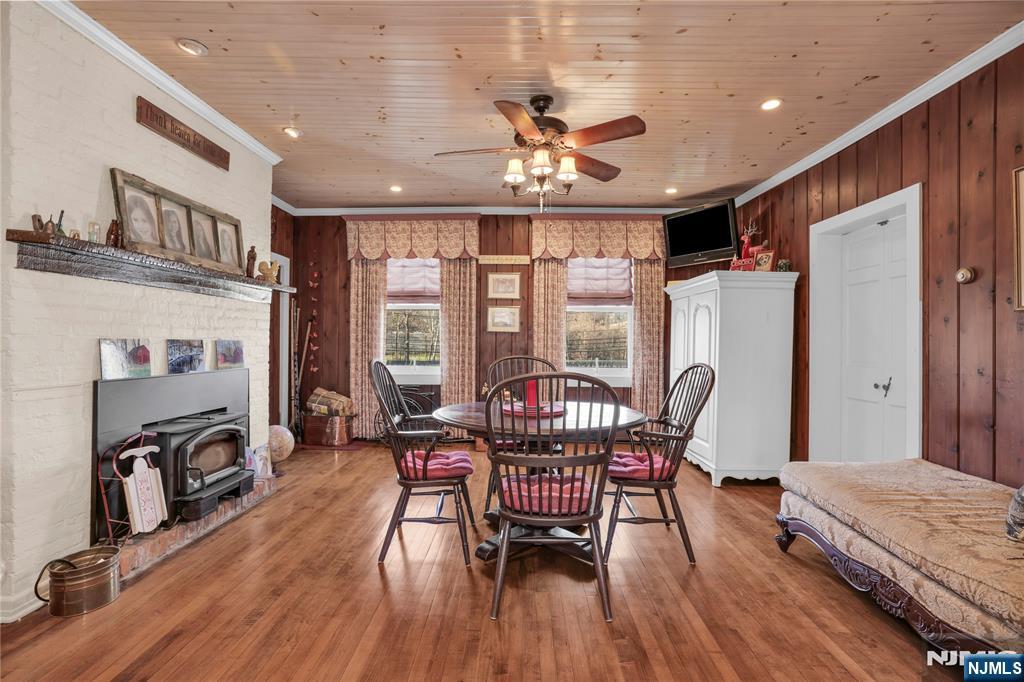 265 Little Falls Road Cedar Grove, NJ 07009 - Photo 17 of 44