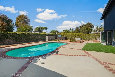 $2,198,000 | 20401 Allport Lane, Huntington Beach, CA 92646