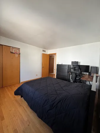 $375,000 | 7110 West 82nd Place, Burbank, IL 60459