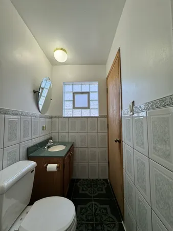 $375,000 | 7110 West 82nd Place, Burbank, IL 60459