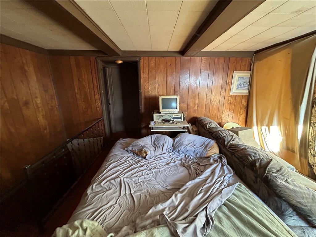 1512 Spring Run Road Extension Coraopolis, PA 15108 - Photo 14 of 29 a bedroom with a bed and wooden floor