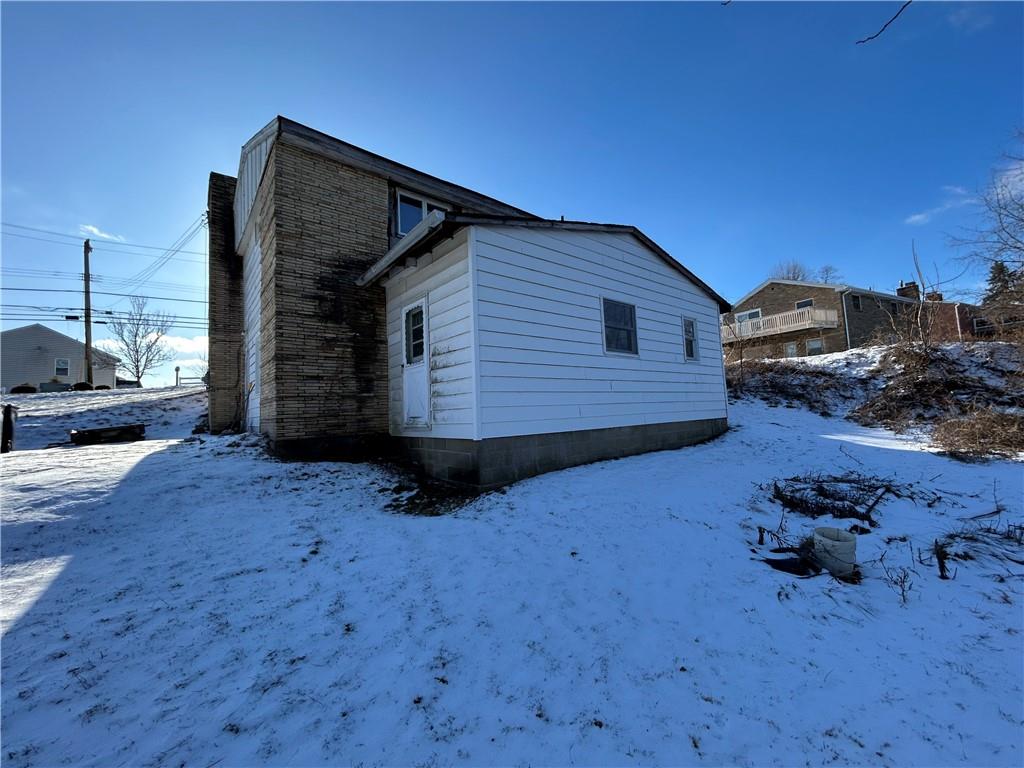 1512 Spring Run Road Extension Coraopolis, PA 15108 - Photo 27 of 29 a view of backyard of house