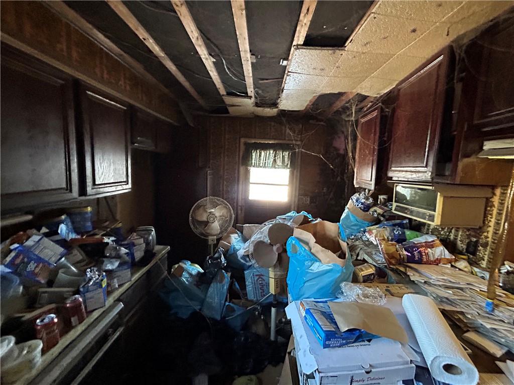 1512 Spring Run Road Extension Coraopolis, PA 15108 - Photo 7 of 29