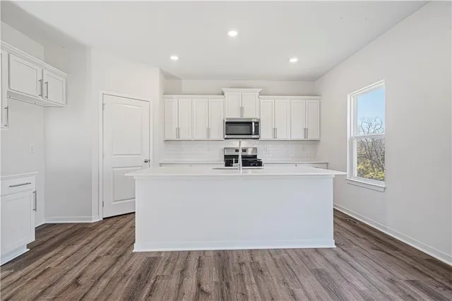 $454,990 | 19614 West 201st Street, Spring Hill, KS 66083