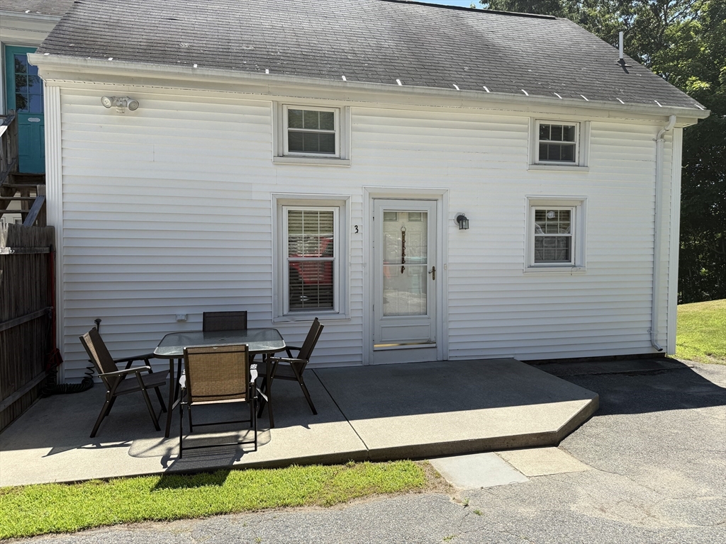 5 Main Street, Unit 4 Upton, MA 01568 - Photo 24 of 27
