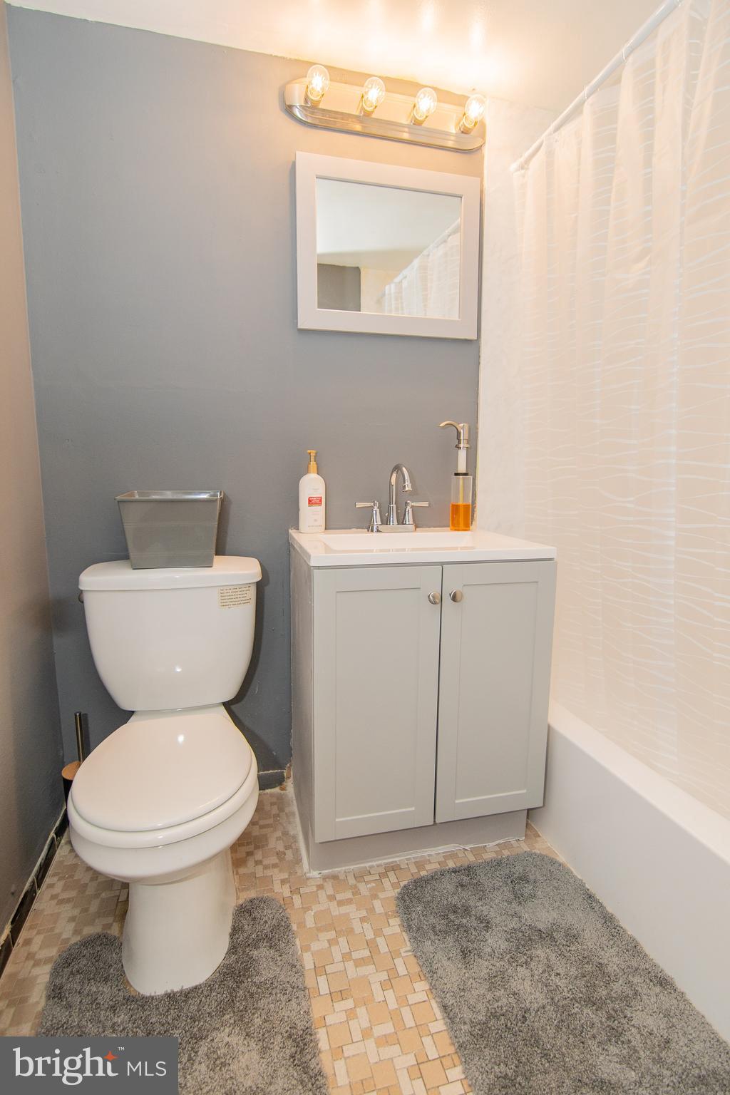 3813 Swann Road, Unit 102 Suitland, MD 20746 - Photo 3 of 10 Gallery Image 3