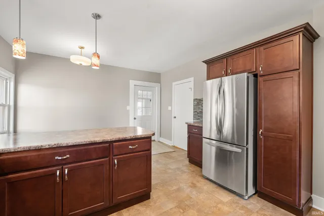 $350,000 | 1656 West 300 South, Huntington, IN 46750