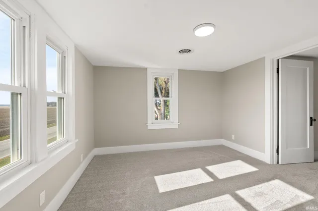 $350,000 | 1656 West 300 South, Huntington, IN 46750