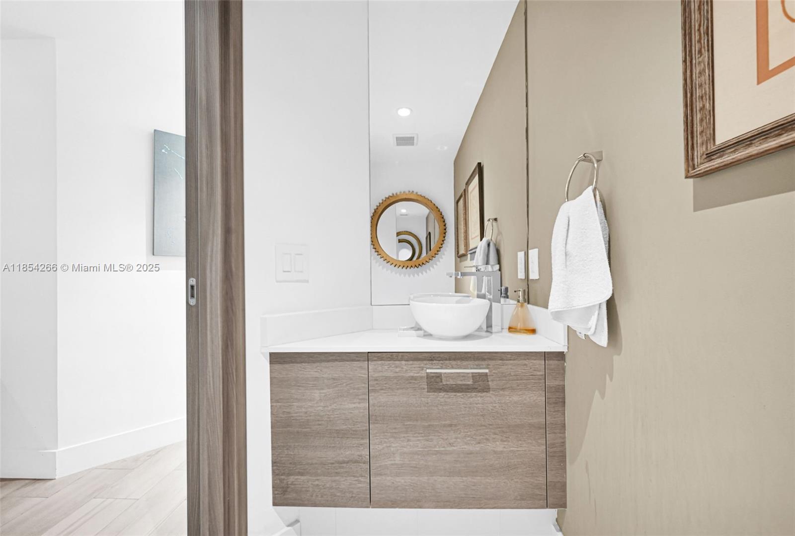 650 Northeast 32nd Street, Unit 2201 Miami, FL 33137 - Photo 30 of 35