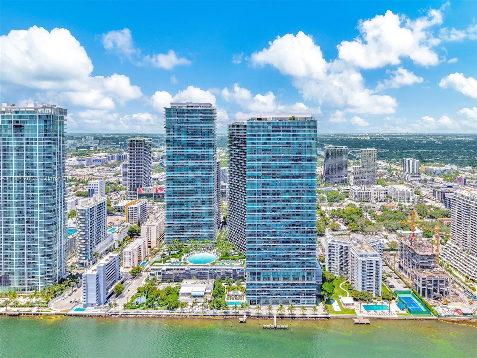 650 Northeast 32nd Street, Unit 2201 Miami, FL 33137 - Photo 32 of 35 a view of a city