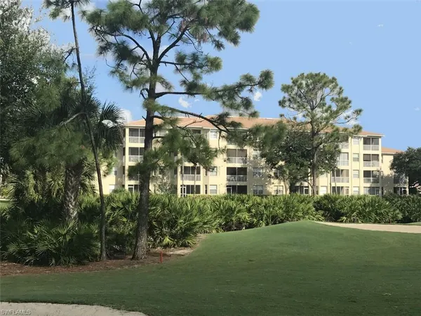 $280,000 | 8680 Cedar Hammock Circle, Unit 122, Naples, FL 34112