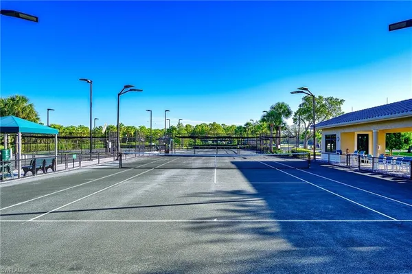 $280,000 | 8680 Cedar Hammock Circle, Unit 122, Naples, FL 34112