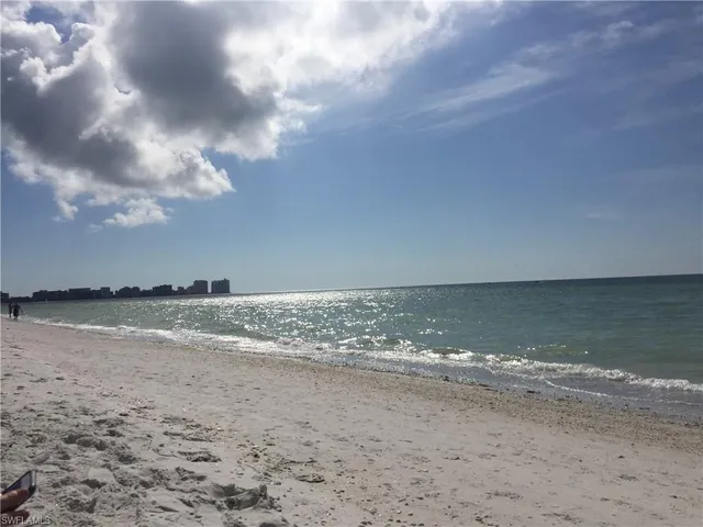 $334,000 | 8680 Cedar Hammock Circle, Unit 122, Naples, FL 34112