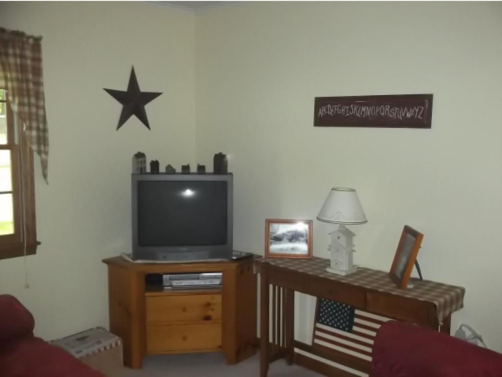 89 Manor Road Concord, NH 03303 - Photo 6 of 18 Gallery Image 6