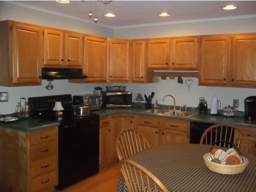 89 Manor Road Concord, NH 03303 - Photo 8 of 18 Gallery Image 8