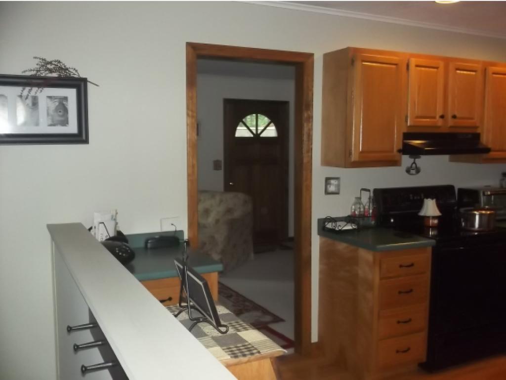 89 Manor Road Concord, NH 03303 - Photo 9 of 18 Gallery Image 9