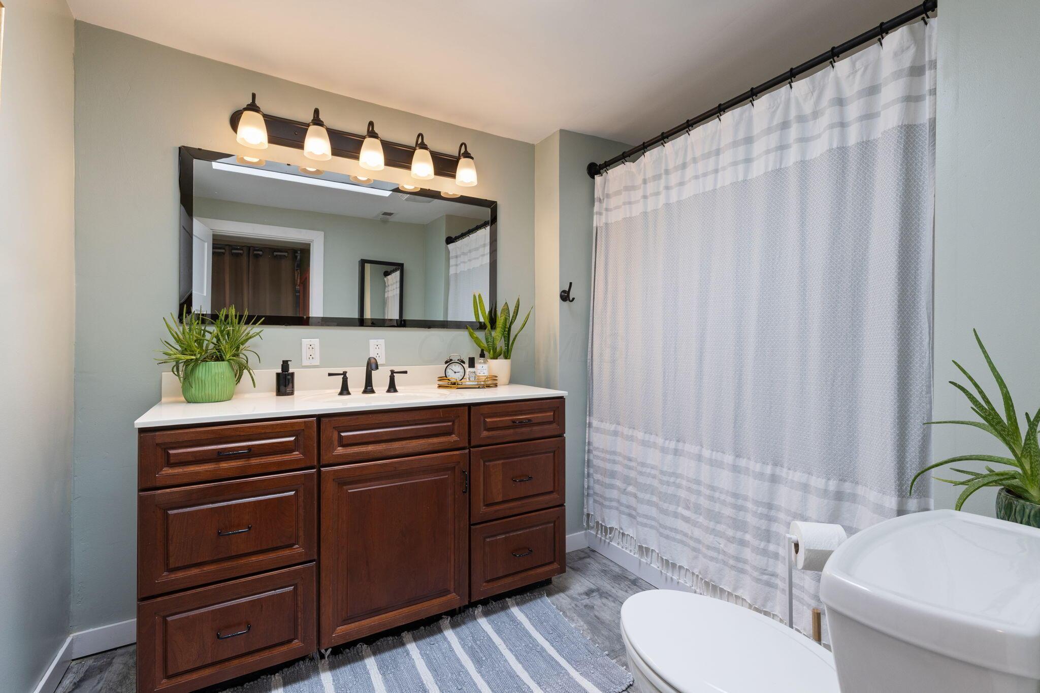 663 Kingsbury Road Delaware, OH 43015 - Photo 22 of 33 Full Bath