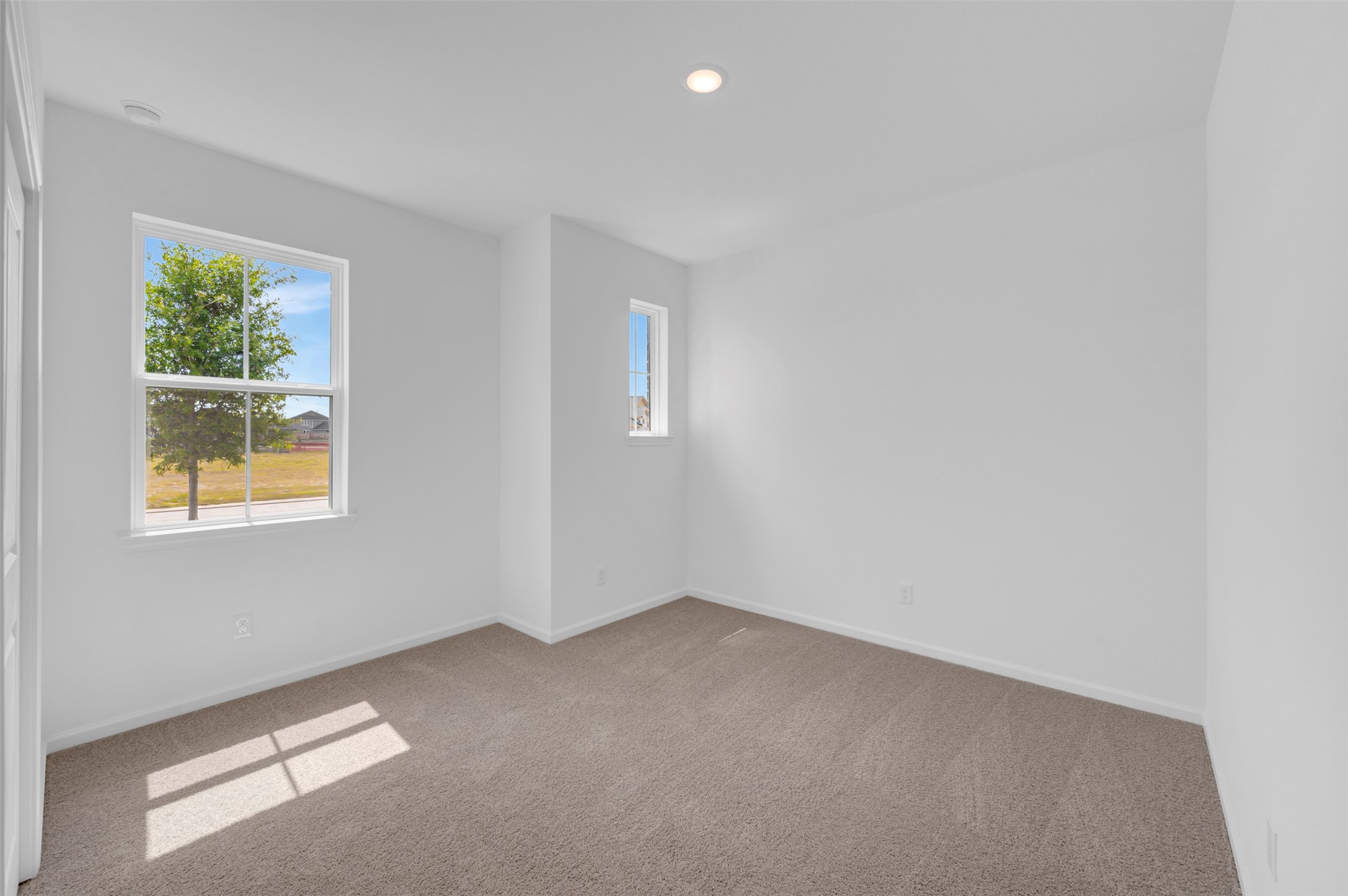 29406 Suncreek Rnch Court Waller, TX 77484 - Photo 22 of 40 Bedroom 2
