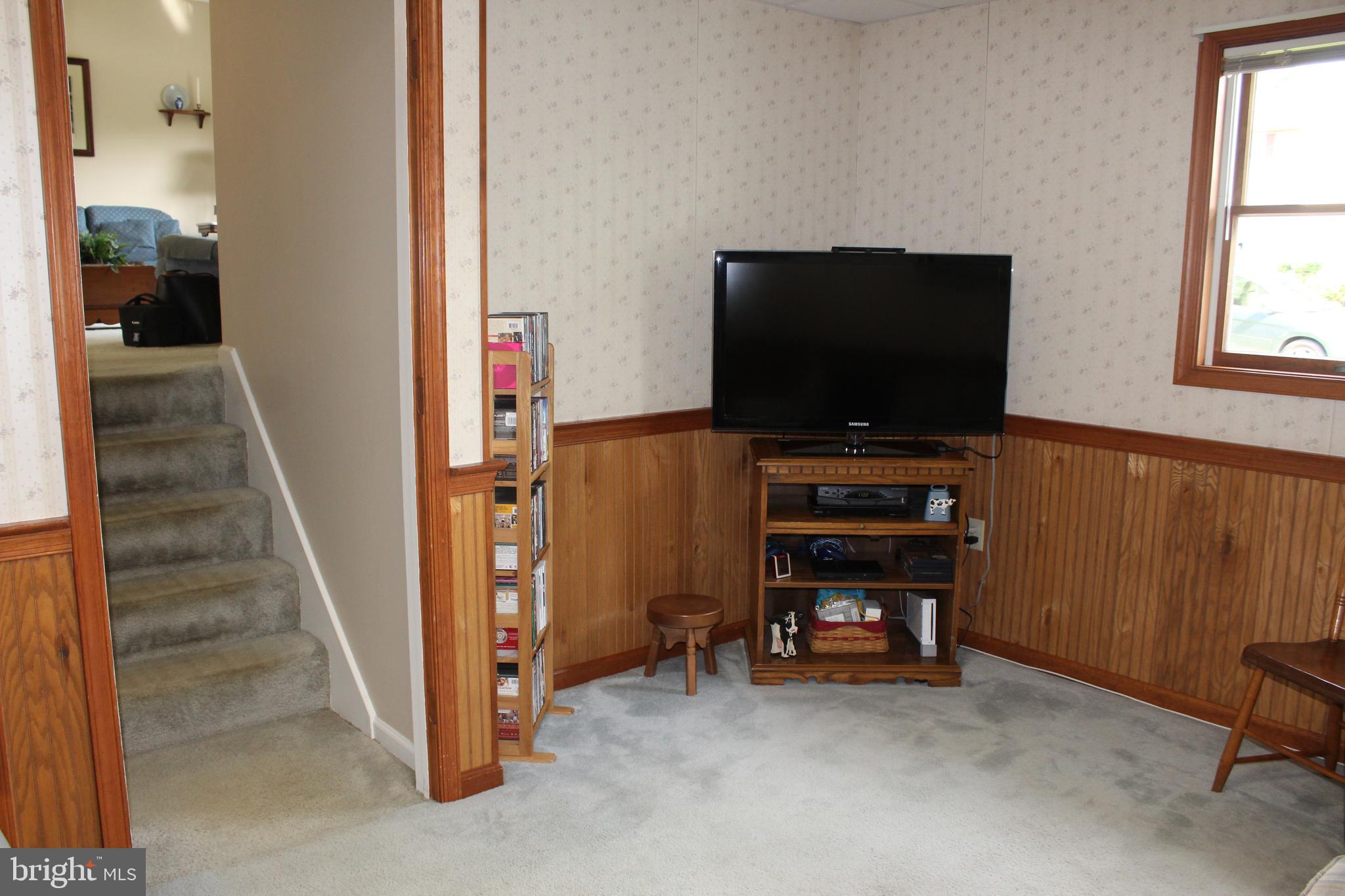 144 Buchland Road Ephrata, PA 17522 - Photo 21 of 31 Family Room
