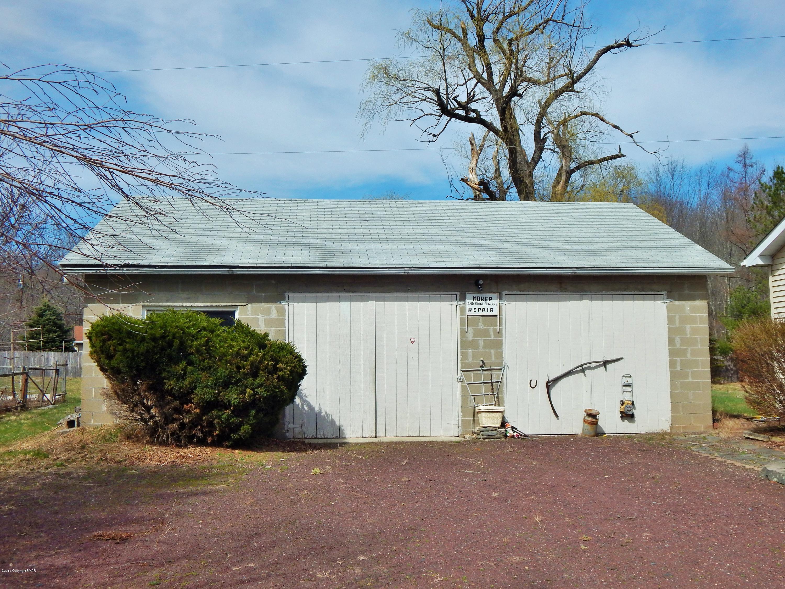 479 Lower Swiftwater Road Cresco, PA 18326 - Photo 6 of 39 DSCN0648