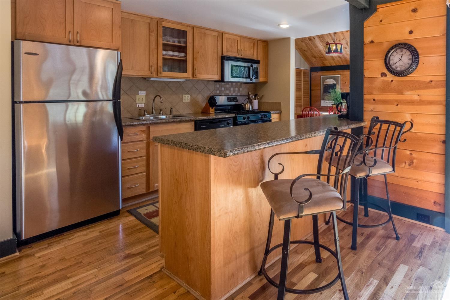 57389 Overlook Road Sunriver, OR 97707 - Photo 3 of 16 Additional Photo