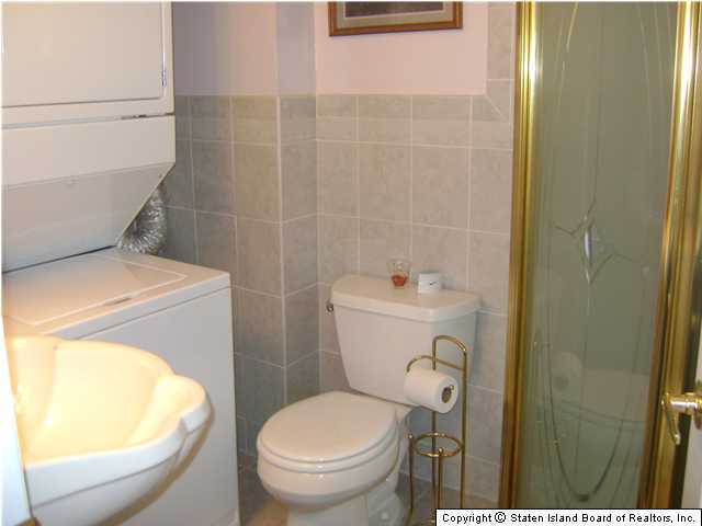 387 Green Valley Road Staten Island, NY 10312 - Photo 13 of 20 Additional Photo