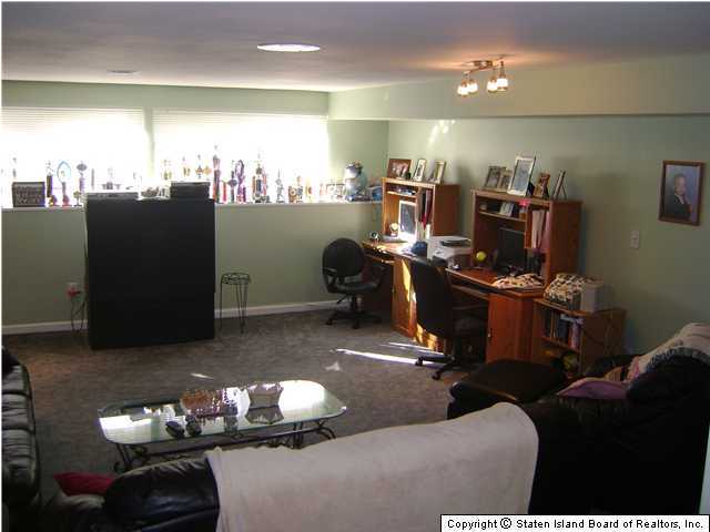 387 Green Valley Road Staten Island, NY 10312 - Photo 15 of 20 Additional Photo