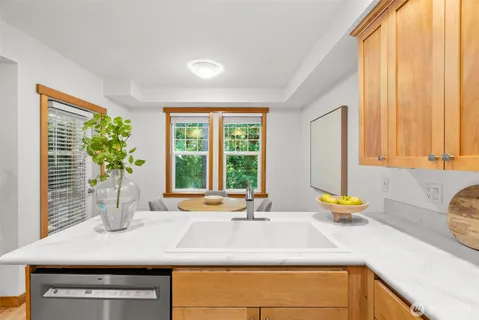 $690,000 | 1328 Stonecress Lane, Bainbridge Island, WA 98110