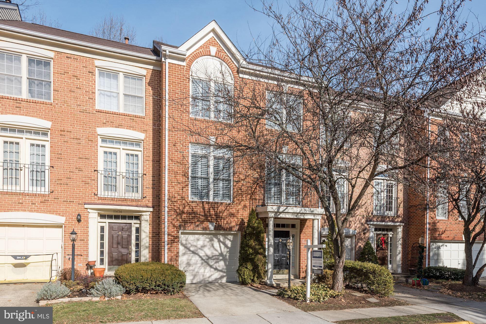 11432 Summer House Court Reston, VA 20194 - Photo 2 of 50