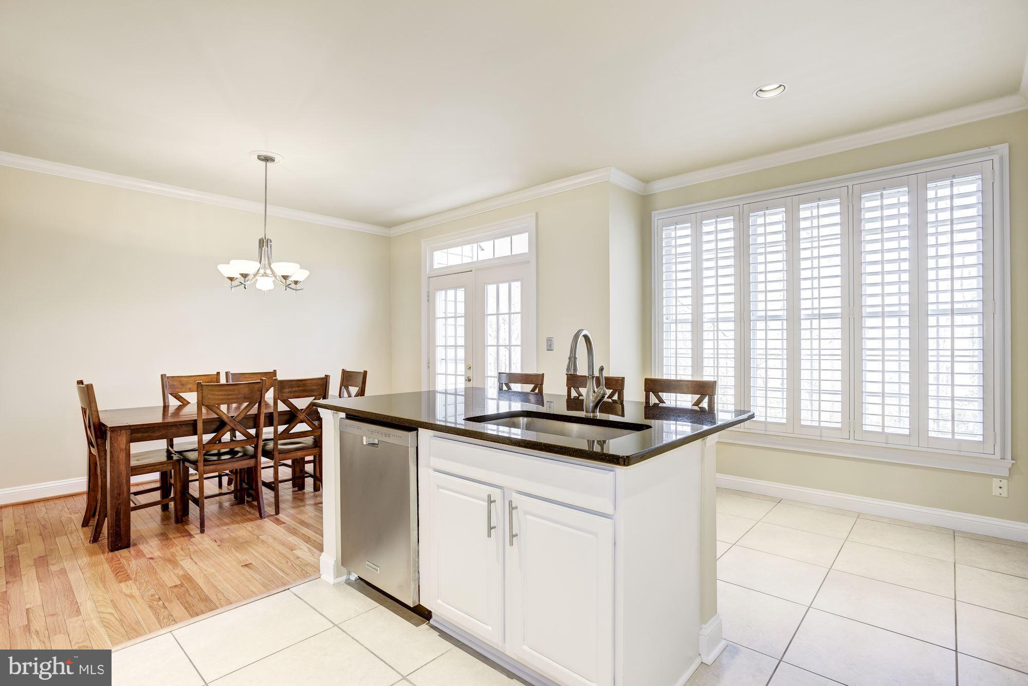 11432 Summer House Court Reston, VA 20194 - Photo 11 of 50