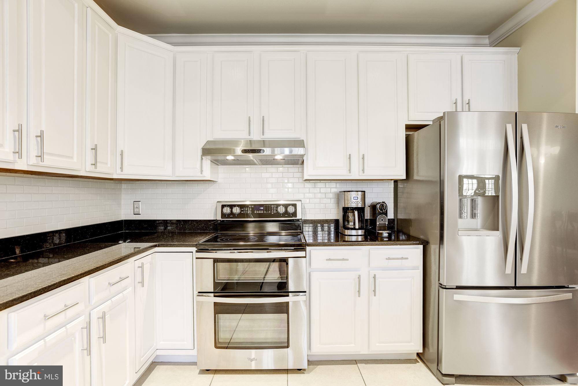 11432 Summer House Court Reston, VA 20194 - Photo 12 of 50