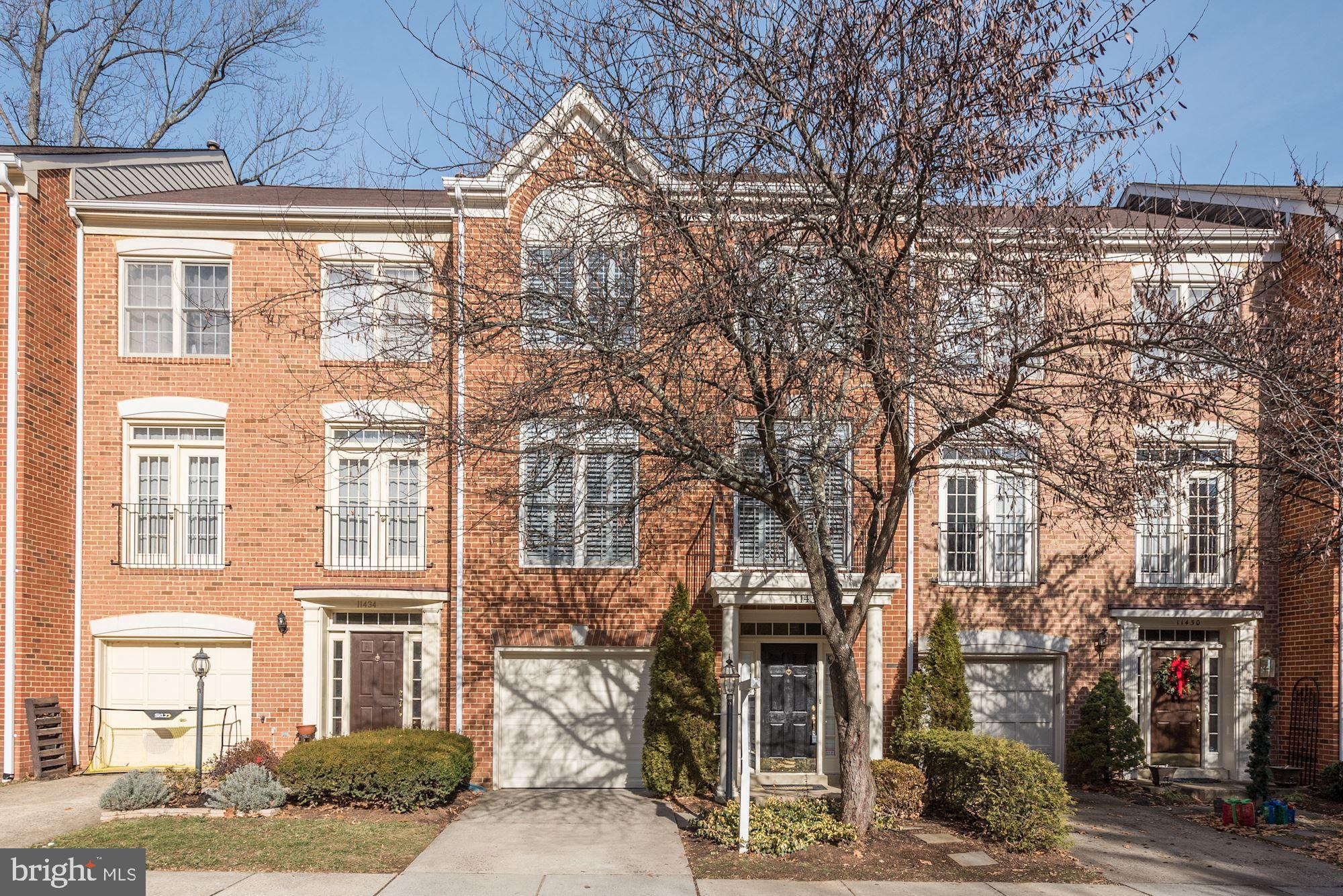 11432 Summer House Court Reston, VA 20194 - Photo 3 of 50