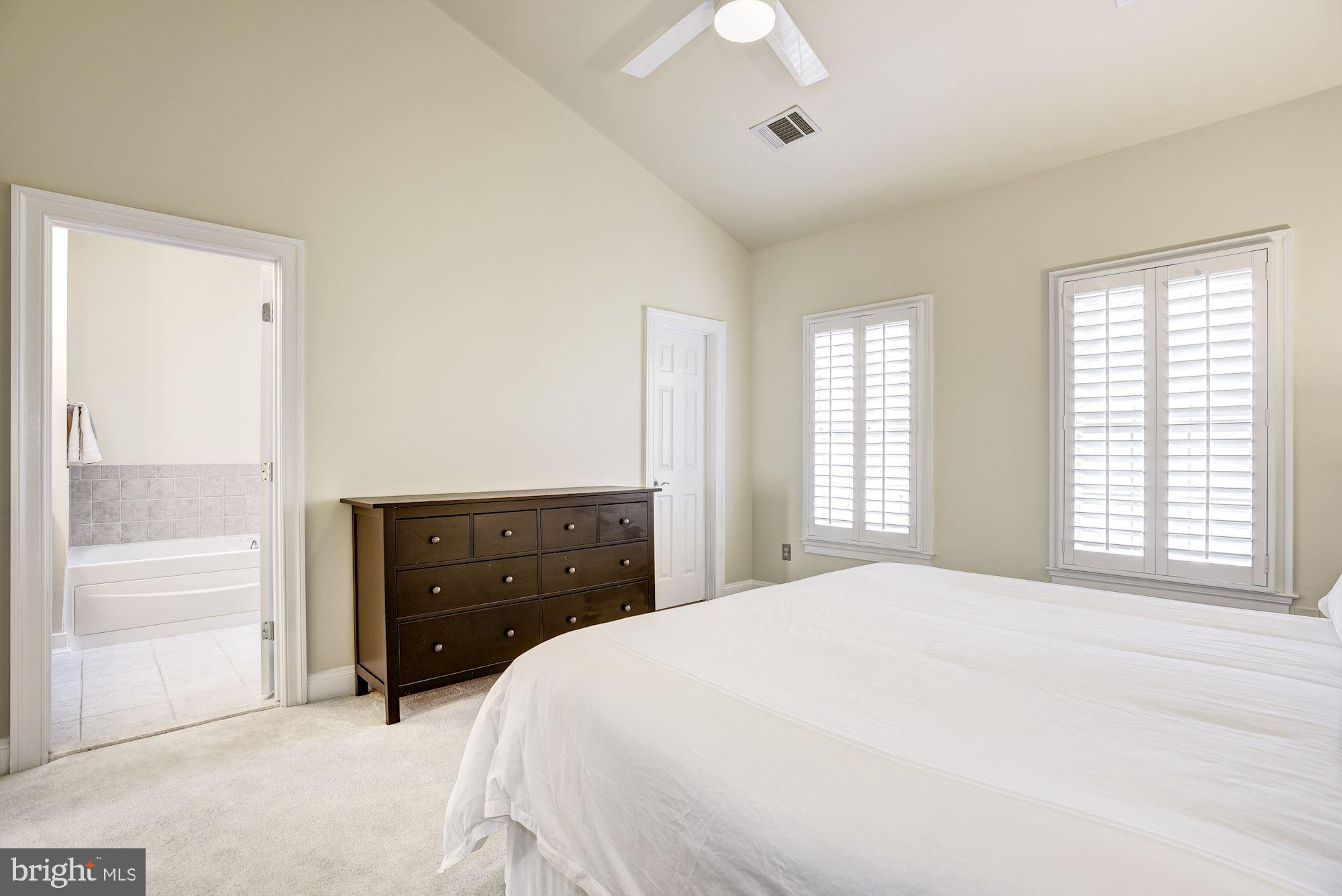 11432 Summer House Court Reston, VA 20194 - Photo 30 of 50