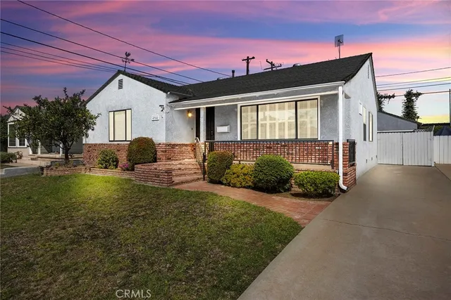 $950,000 | 4944 Coke Avenue, Lakewood, CA 90712
