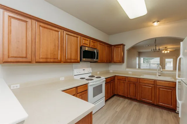 $1,695 | 13304 Marie Lane, Manor, TX 78653