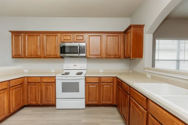 $1,695 | 13304 Marie Lane, Manor, TX 78653