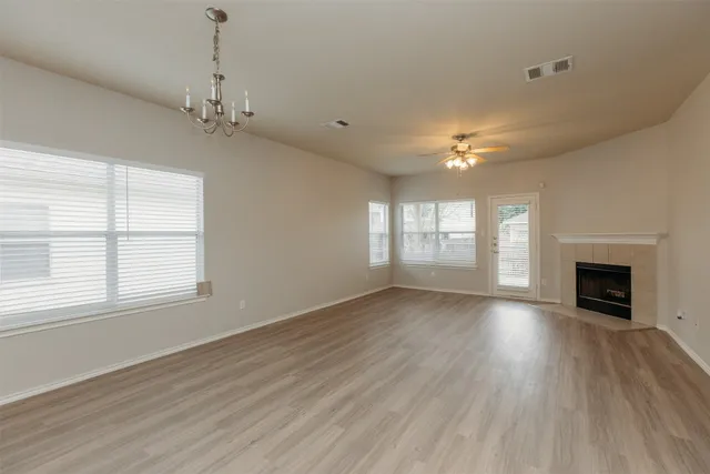 $1,695 | 13304 Marie Lane, Manor, TX 78653