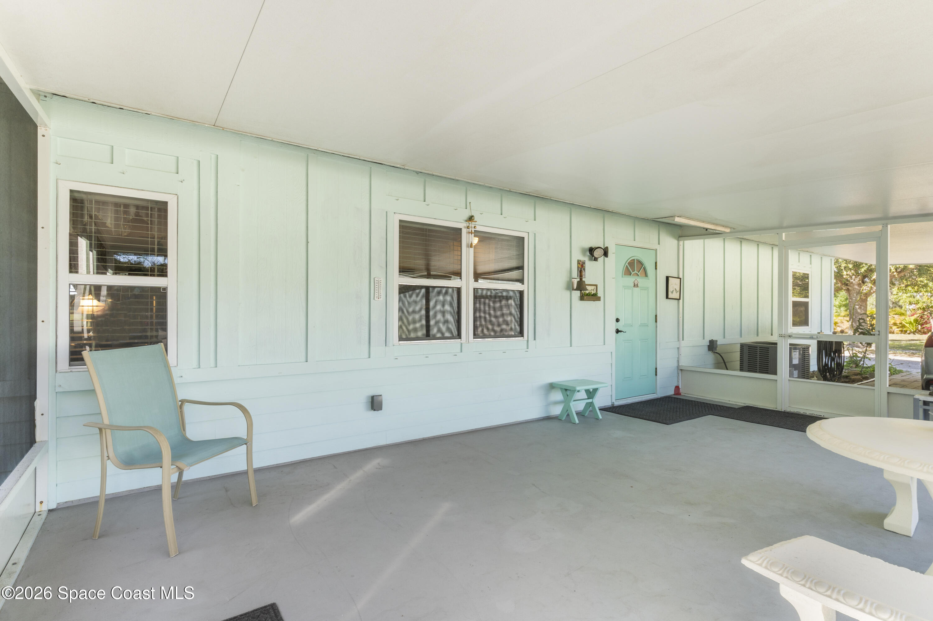 637 Roseland Road Sebastian, FL 32958 - Photo 27 of 36 a view of an empty room with a window