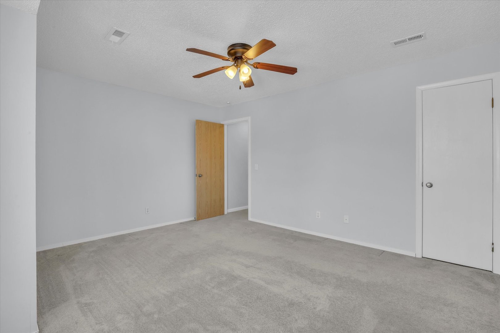 1306 Lancaster Drive Champaign, IL 61821 - Photo 19 of 28