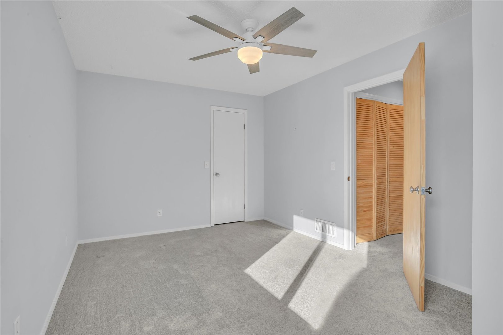 1306 Lancaster Drive Champaign, IL 61821 - Photo 23 of 28