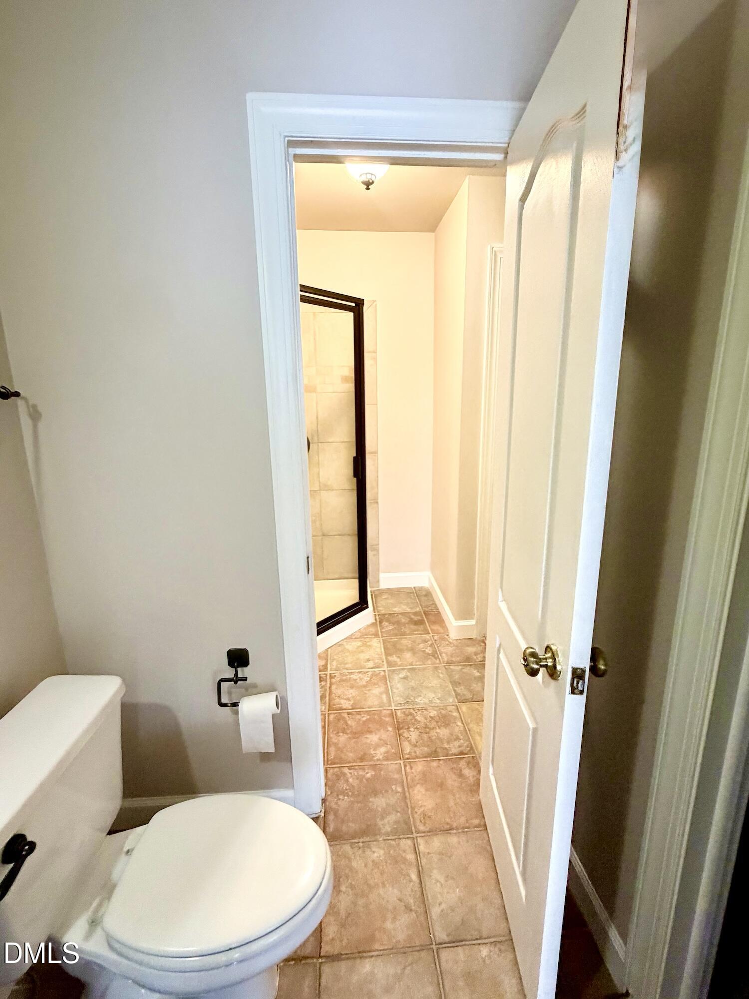 2905 Hunters Bluff Drive Raleigh, NC 27606 - Photo 38 of 79 IMG_3298