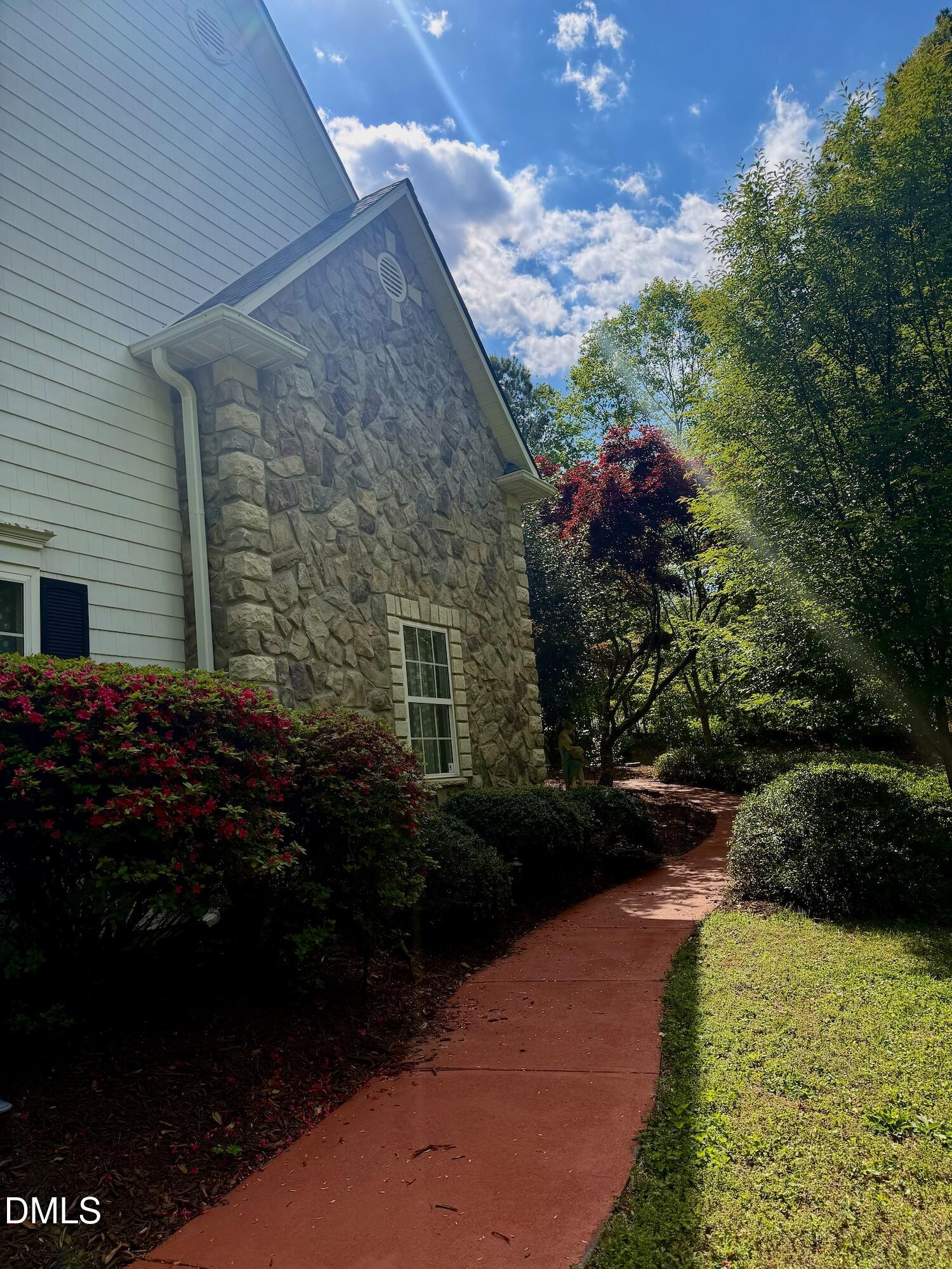 2905 Hunters Bluff Drive Raleigh, NC 27606 - Photo 64 of 79 IMG_3324