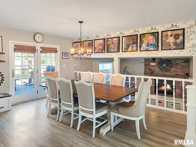 $339,000 | 316 Pinecrest Drive, Germantown Hills, IL 61548