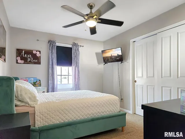 $339,000 | 316 Pinecrest Drive, Germantown Hills, IL 61548