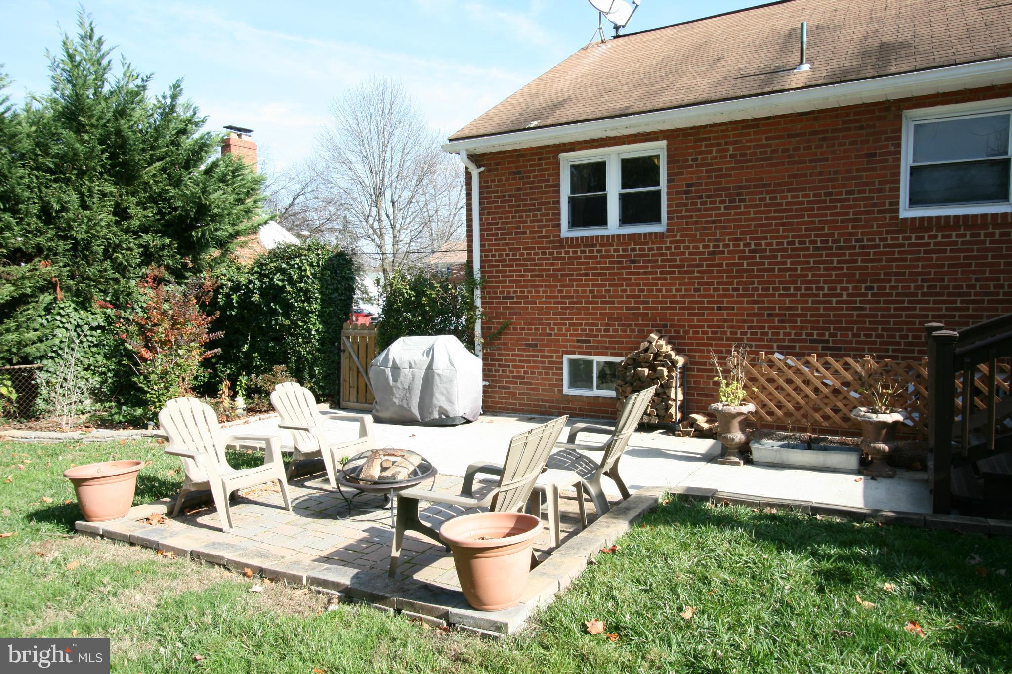 5904 Frederick Street Springfield, VA 22150 - Photo 20 of 23 More spaces to hang out in the lush backyard