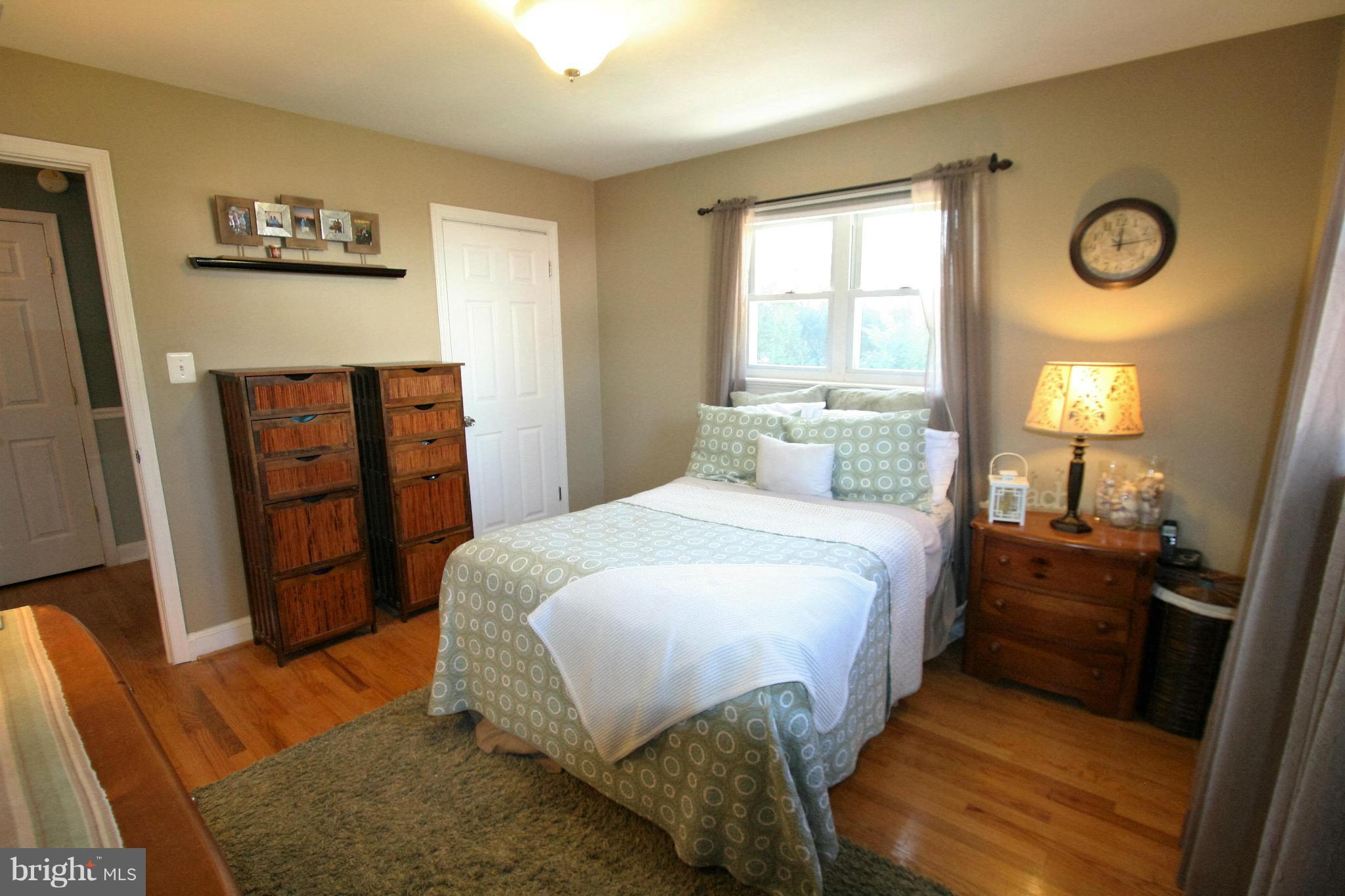 5904 Frederick Street Springfield, VA 22150 - Photo 10 of 23 Bedroom