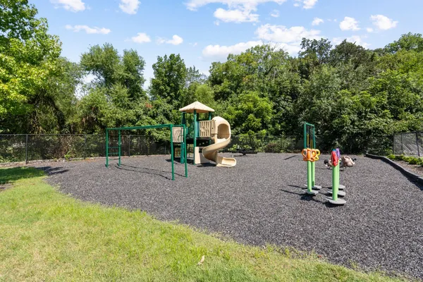 $3,500 | 109 Fieldcrest Court, Hendersonville, TN 37075