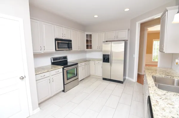 $3,500 | 109 Fieldcrest Court, Hendersonville, TN 37075